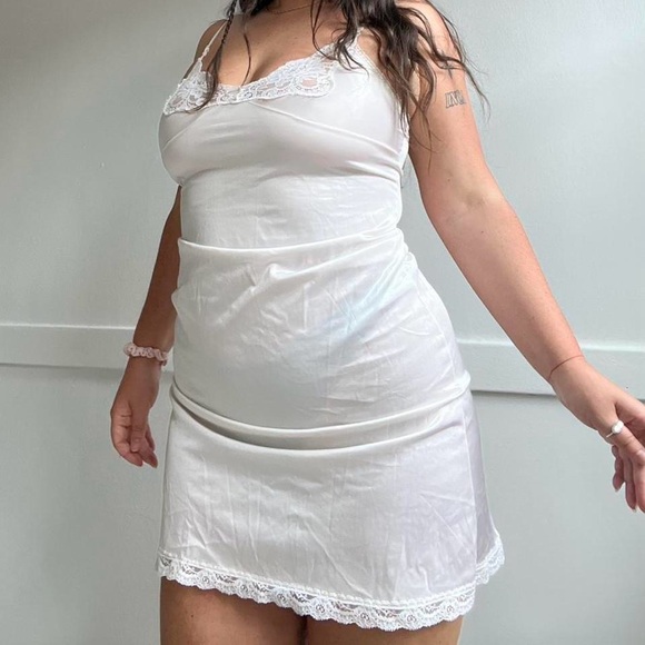 Elegant White Lace Trim Slip Dress - Picture 1 of 5